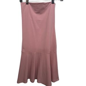 Susan Monaco fitted skirt with mermaid style flare bottom. Pink. Size Small.